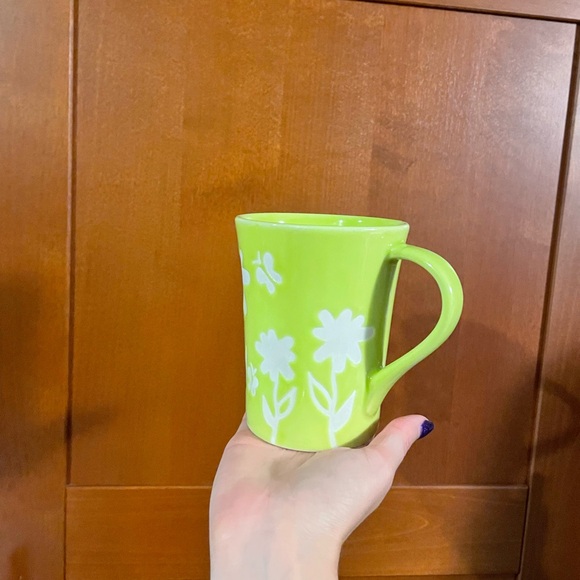 2007 Starbucks lime green floral and butterfly mug - Picture 4 of 4